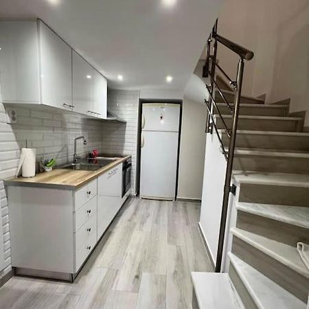 Chris Apartment With Loft Preveza Exterior foto